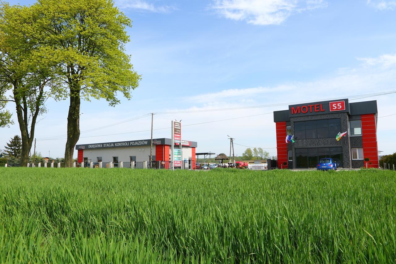 S5 Motel Zbrachlin